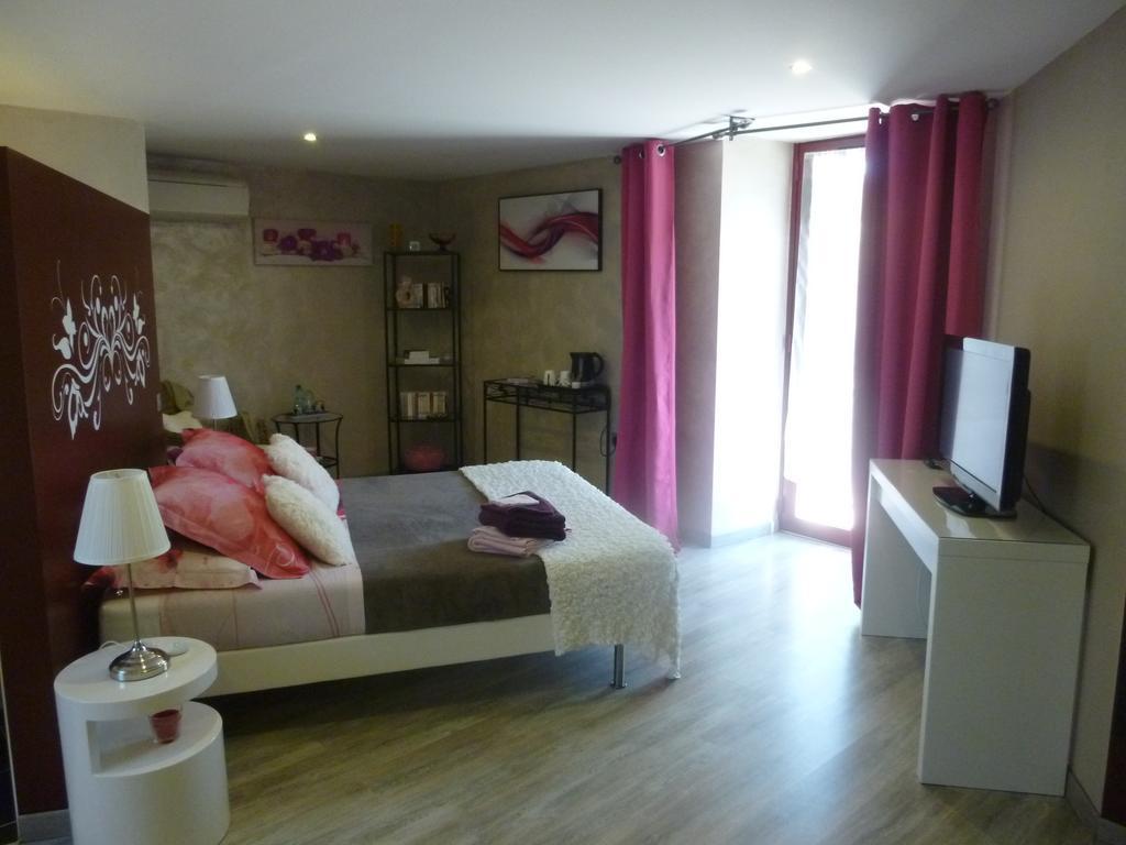 Au Mas De Gamet Bed & Breakfast Theminettes Exterior photo